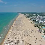 Sunny Garden Retreat Near The Sea Bibione
