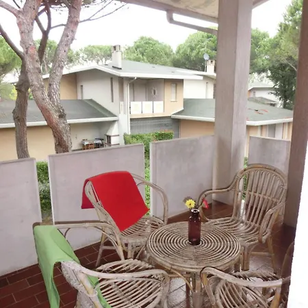 Daire Family Townhouse With Fenced Fireplace Garden *